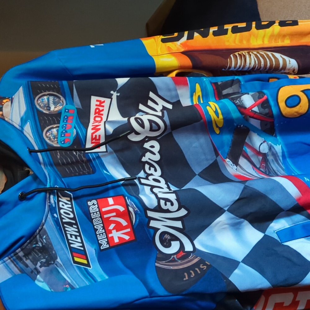 Members Only Sport Blue Racing Hoodie for Men Or Big Kids new.  Large  SALE